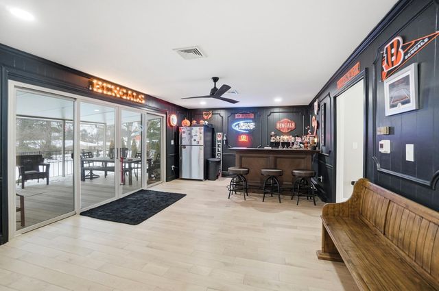 8 Paul Hesser Drive, Lakeside Park, KY 41017