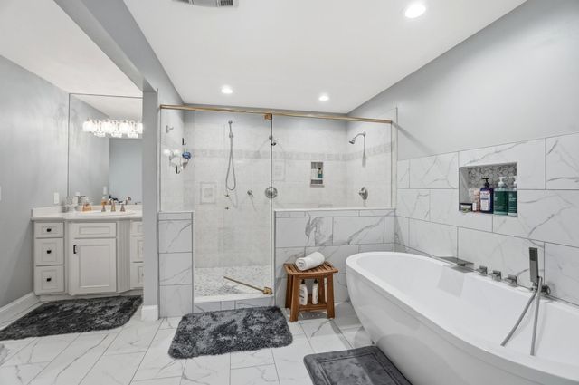 8 Paul Hesser Drive, Lakeside Park, KY 41017