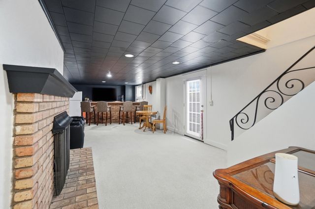 8 Paul Hesser Drive, Lakeside Park, KY 41017