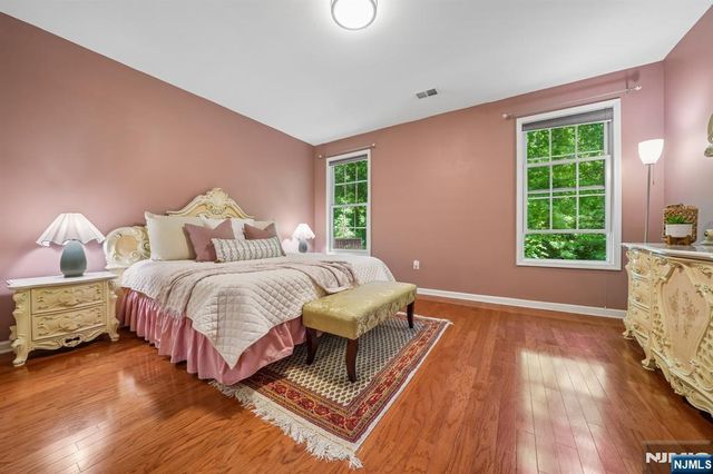 11 Hopkins Court, Par-troy Hills Twp., NJ 07054