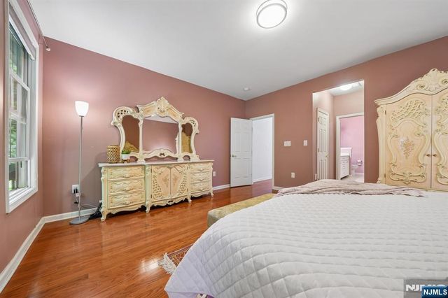11 Hopkins Court, Par-troy Hills Twp., NJ 07054