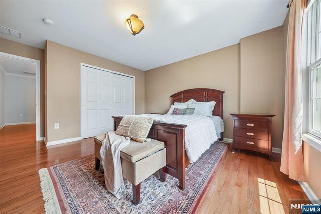 11 Hopkins Court, Par-troy Hills Twp., NJ 07054