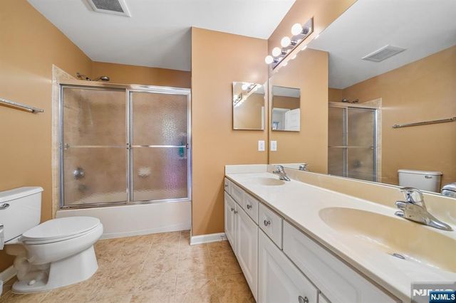 11 Hopkins Court, Par-troy Hills Twp., NJ 07054