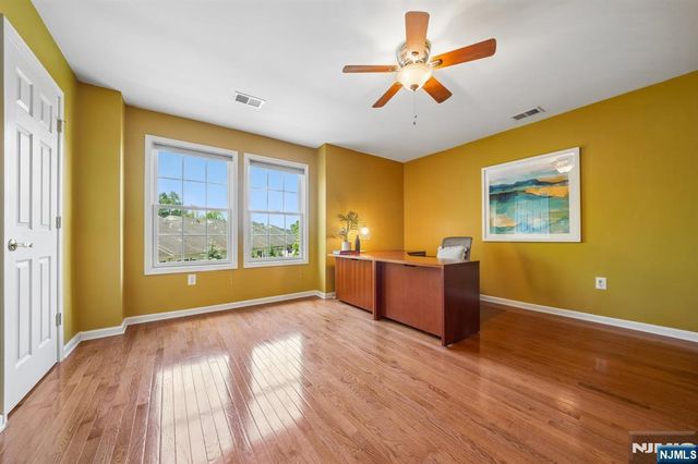 11 Hopkins Court, Par-troy Hills Twp., NJ 07054