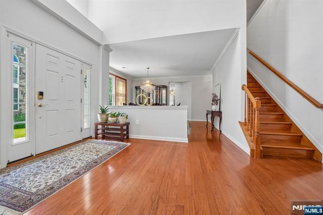 11 Hopkins Court, Par-troy Hills Twp., NJ 07054