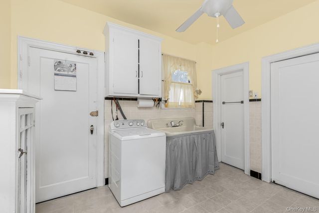 429 E 238th Street, Bronx, NY 10470