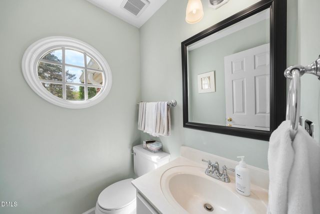 8010 Hogan Drive, Wake Forest, NC 27587