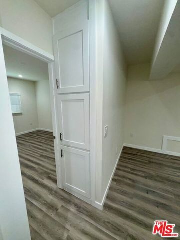 2424 Ocean Park Boulevard 8, Santa Monica, CA 90405