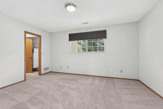 5740 Black Walnut Drive, Gahanna, OH 43230
