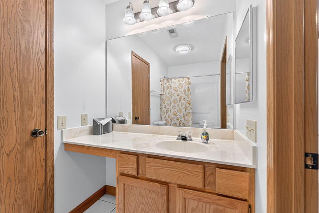 5740 Black Walnut Drive, Gahanna, OH 43230