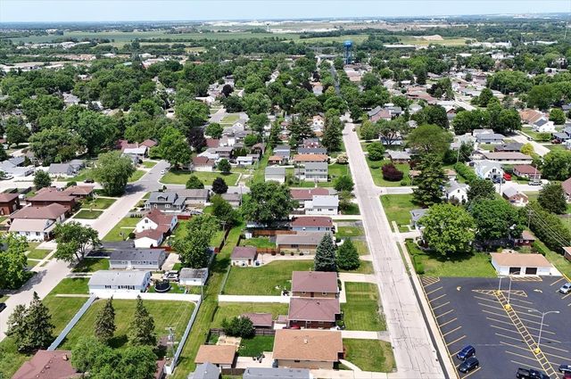 1609 Oakland Avenue, Crest Hill, IL 60403