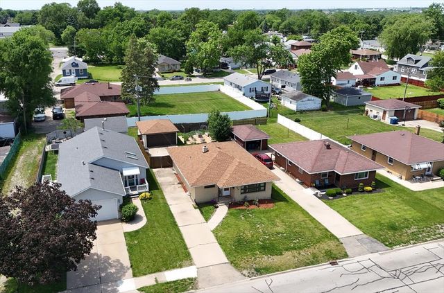 1609 Oakland Avenue, Crest Hill, IL 60403