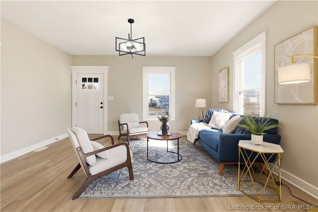 604 Lincoln Boulevard, Sellersburg, IN 47172