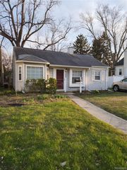 202 E 13 Mile Road, Royal Oak, MI 48073