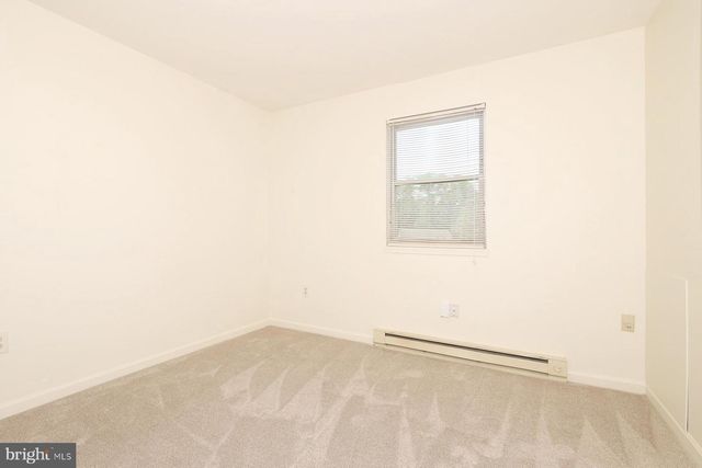 35 WALNUT MILL LN, Cleona, PA 17042