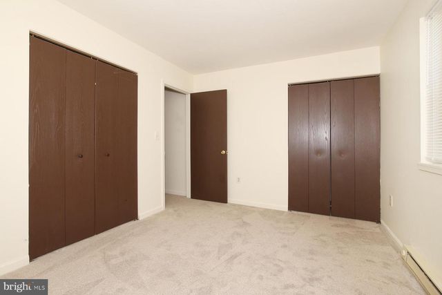 35 WALNUT MILL LN, Cleona, PA 17042