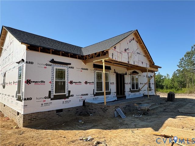 14915 Lebanon Rd, Disputanta, VA 23842