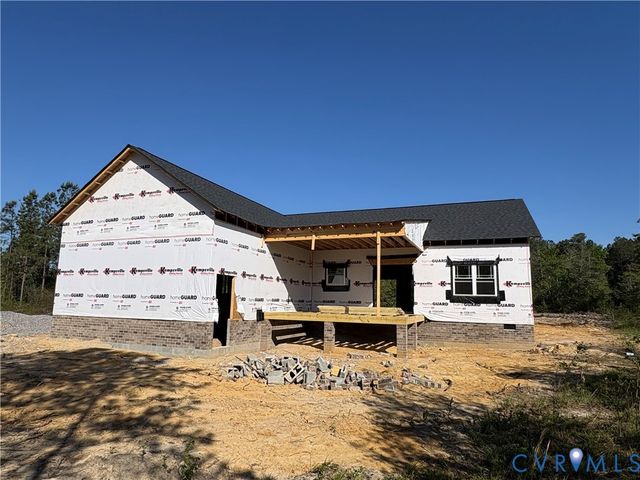 14915 Lebanon Rd, Disputanta, VA 23842