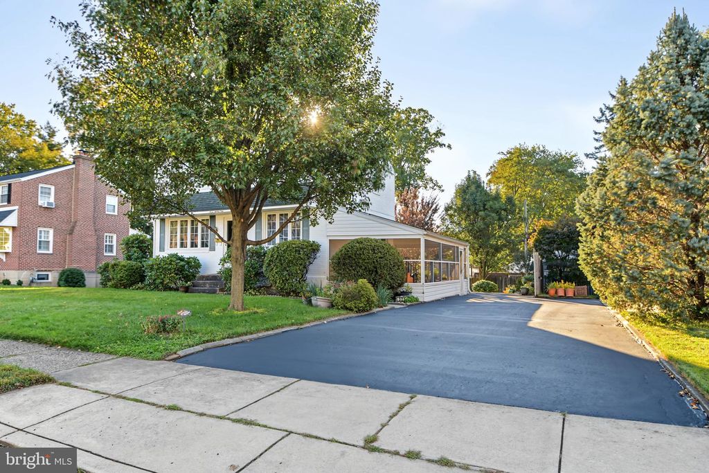 321 YARNALL DR, SPRINGFIELD, PA 19064 — photo 4