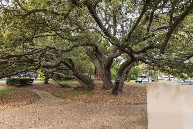 129 Hartland Dr Apt 8D, Myrtle Beach, SC 29572