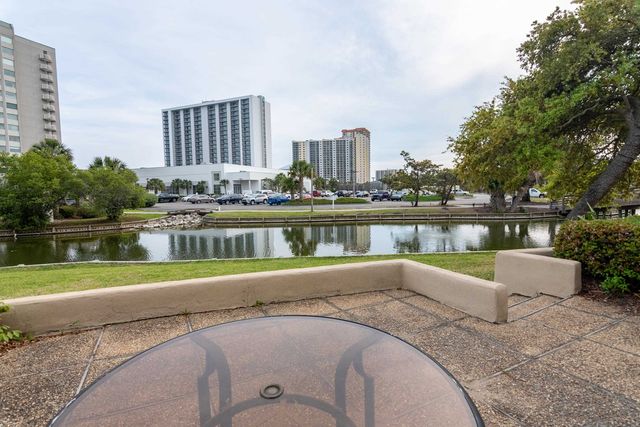 129 Hartland Dr Apt 8D, Myrtle Beach, SC 29572