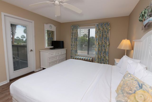 129 Hartland Dr Apt 8D, Myrtle Beach, SC 29572