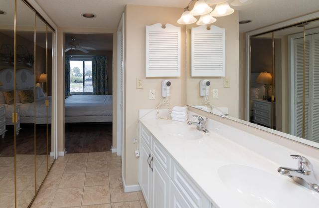 129 Hartland Dr Apt 8D, Myrtle Beach, SC 29572