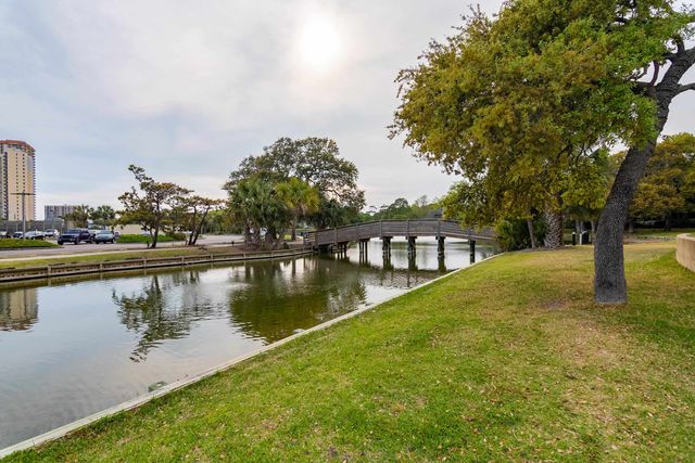 129 Hartland Dr Apt 8D, Myrtle Beach, SC 29572