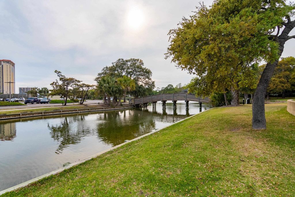 129 Hartland Dr Apt 8D, Myrtle Beach, SC 29572 — photo 5