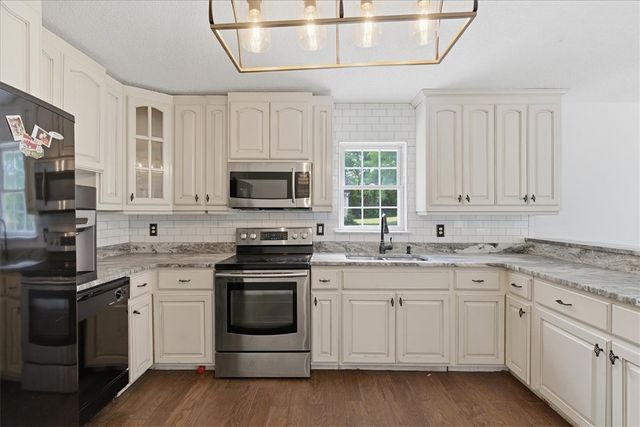 610 Walnut Way, Anderson, SC 29626