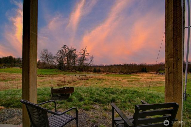 22556 Franklin Road, Mount Vernon, WA 98273