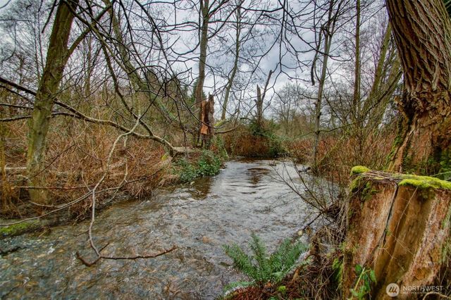 22556 Franklin Road, Mount Vernon, WA 98273