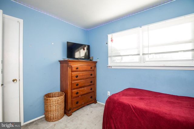 368 REGINA AVE, Hamilton, NJ 08619