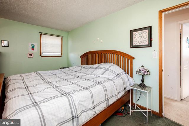 368 REGINA AVE, Hamilton, NJ 08619