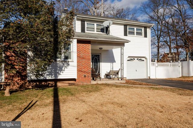 368 REGINA AVE, Hamilton, NJ 08619