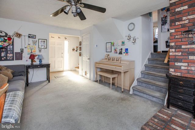 368 REGINA AVE, Hamilton, NJ 08619