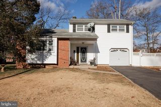 368 REGINA AVE, Hamilton, NJ 08619