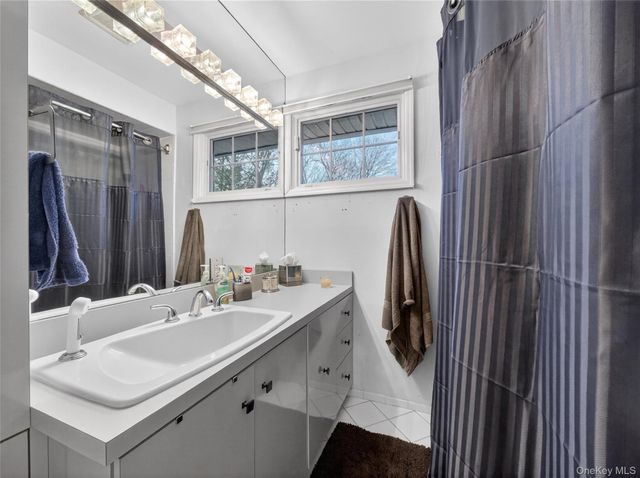 3 Claremont Lane, Suffern, NY 10901