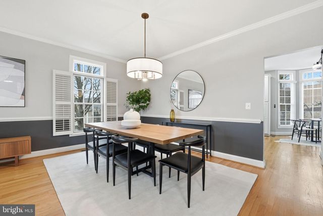 1621 S TAYLOR ST, Arlington, VA 22204