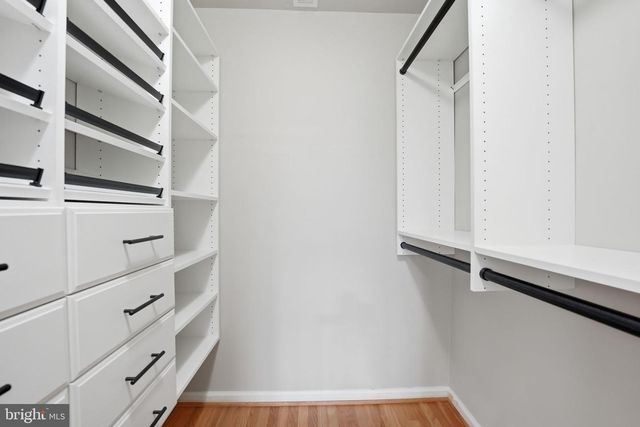 1621 S TAYLOR ST, Arlington, VA 22204