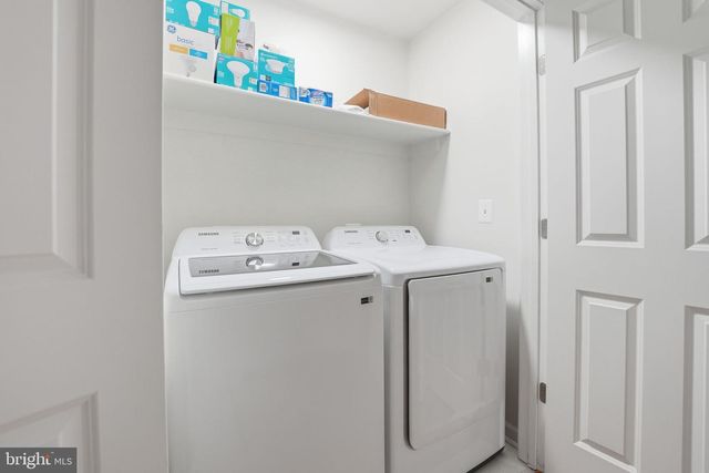 1621 S TAYLOR ST, Arlington, VA 22204