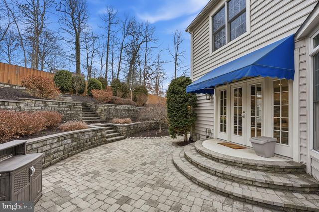 1621 S TAYLOR ST, Arlington, VA 22204