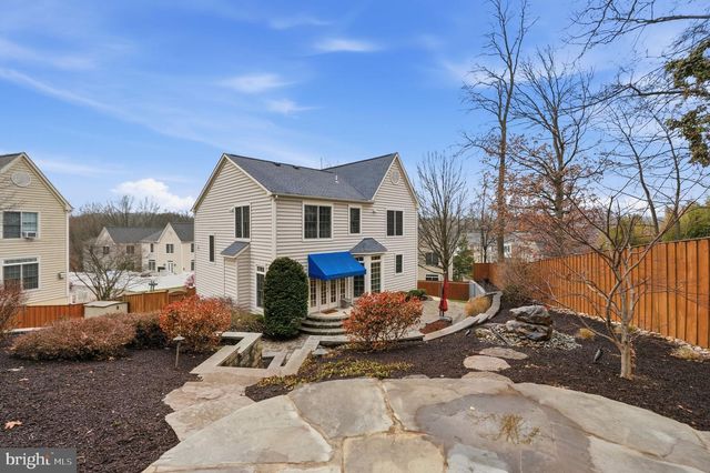 1621 S TAYLOR ST, Arlington, VA 22204