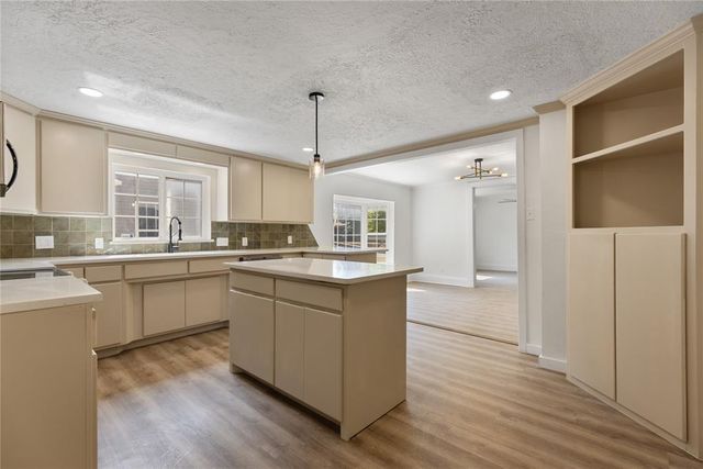 627 N Park Avenue, Shawnee, OK 74801