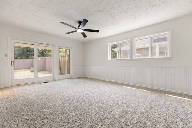 627 N Park Avenue, Shawnee, OK 74801