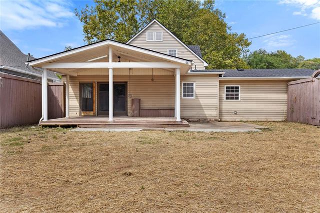 627 N Park Avenue, Shawnee, OK 74801
