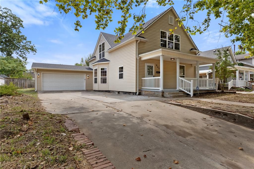 627 N Park Avenue, Shawnee, OK 74801