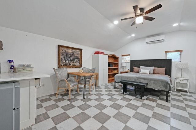 3503 Robinson Ave, Austin, TX 78722