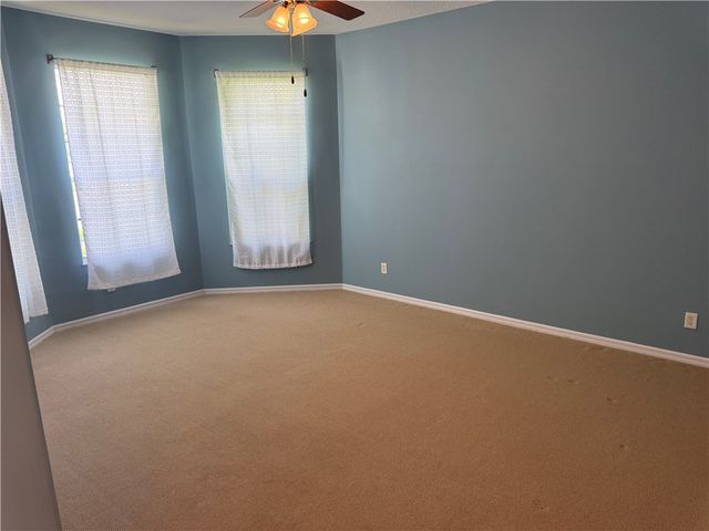 5005 E 1st Square SW, Vero Beach, FL 32968