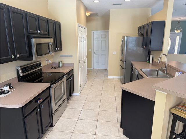 5005 E 1st Square SW, Vero Beach, FL 32968